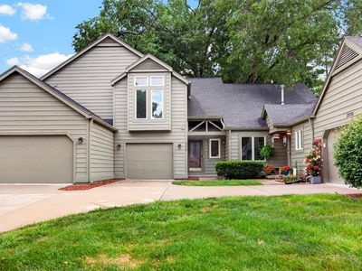 Property at 3506 Oak Creek Pl, West Des Moines, IA