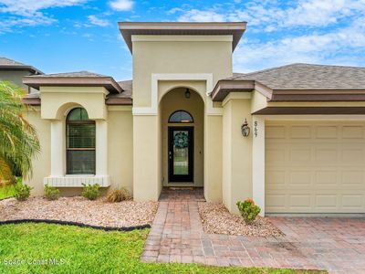 869 Fiddleleaf Cir