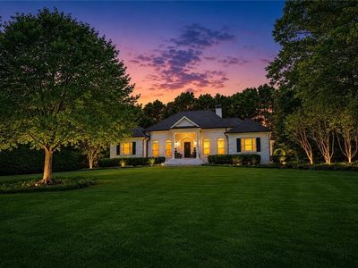 2049 Burgundy Dr