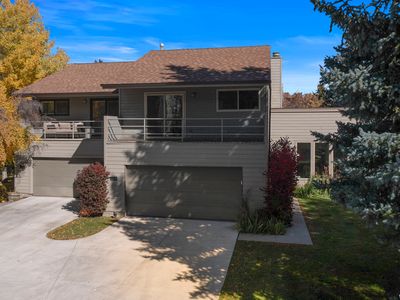 1376 W Silver Meadows Dr #69