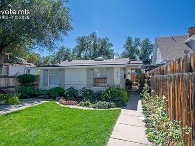 407 E San Rafael St