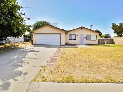 905 E Florinda Street