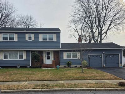 Property at 13 Ticonderoga Dr, Bordentown, NJ