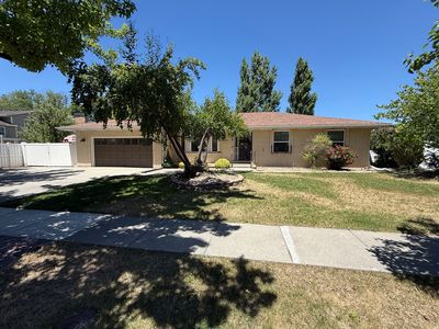 780 W Walden Hills Dr