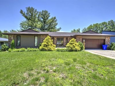 454 Shoreline Dr
