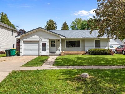 532 East JACKSON STREET