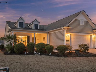 414 Eastern Isle Ave