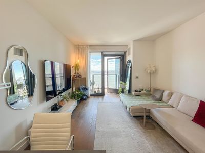99 Hudson St #2912