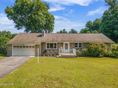 16 Gladwish Avenue
