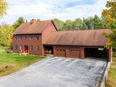 1585 Country Club Road