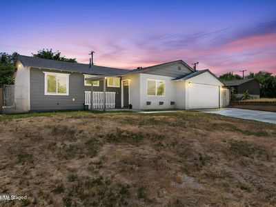 350 E Avenue R11