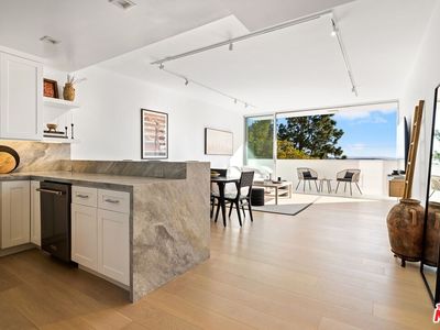 8787 Shoreham Dr APT 105