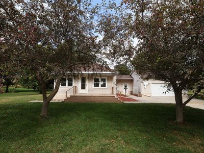 1851 W Third Extension St