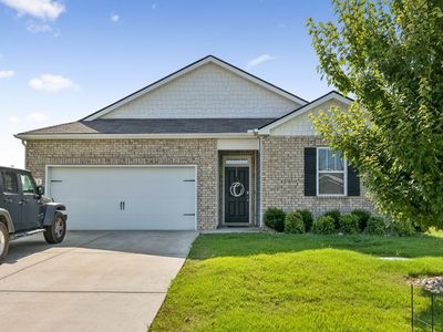 432 Lauren Ln