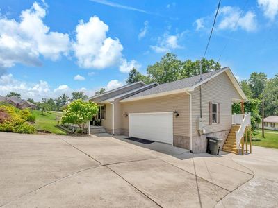 203 Knollwood Hts
