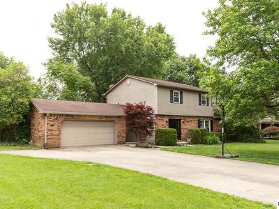 617 Debra Ln