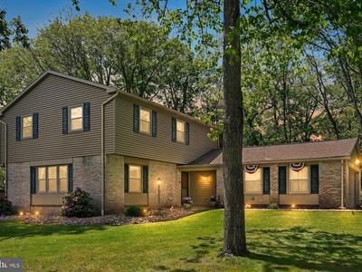 74 Brook Ln