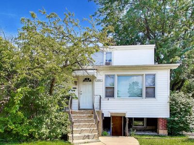5357 W Waveland Ave