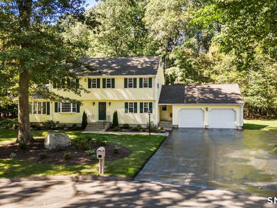 25 Wagon Hill Lane
