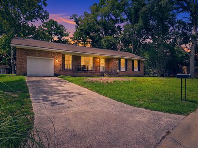 106 Kent Cir