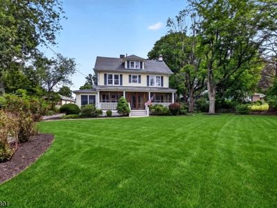 2 Russell Rd