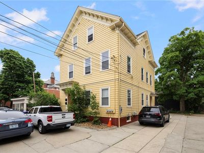 56 Barton St