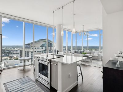 515 Church St UNIT 3704