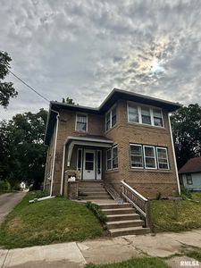 506 Caroline St