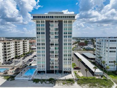 17408 Gulf Blvd APT 601