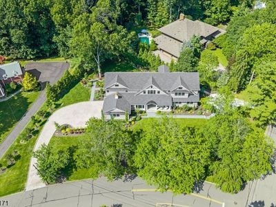 330 Hartshorn Dr
