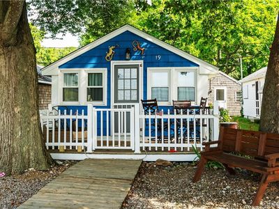 19 E Andrew Comstock Rd