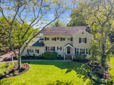 935 Minisink Way
