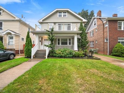 15611 Delaware Ave