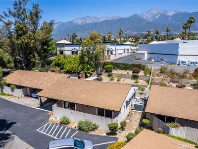 10472 Alta Loma Dr
