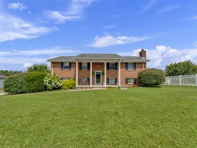 2197 Grandview Rd