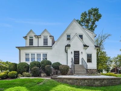 30 Groah Rd