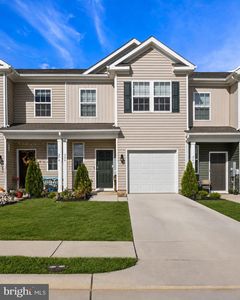 Property at 266 Allison Dr, Luray, VA