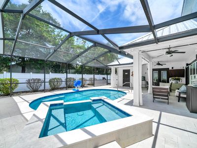 100 Walton Bonita Dr