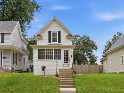 Property at 2335 33rd St, Moline, IL