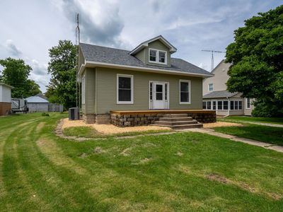 311 S Main St