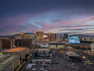 125 E Harmon Ave #3105