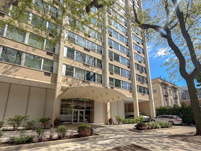 336 W Wellington Ave APT 405