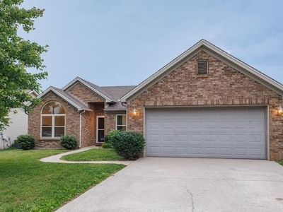 3021 Town Branch Rd