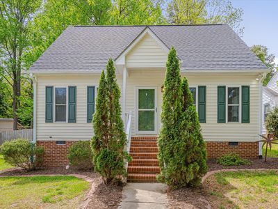 110 E Edgewood Dr