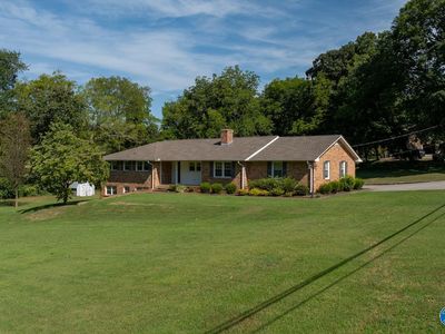 619 Dellwood Rd SE
