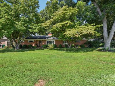 1429 Bevis Dr