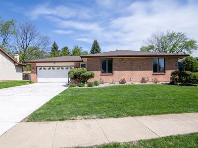 Property at 860 Pheasant Dr, Bradley, IL