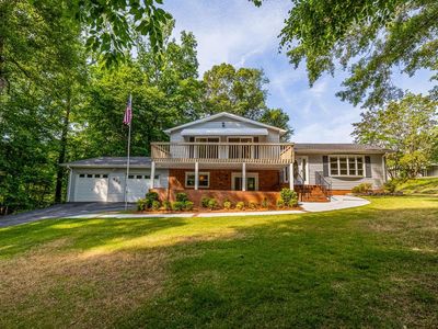 650 Independence Dr