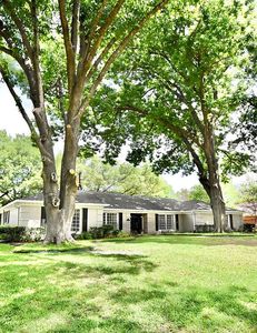 2016 Glenwood Cir