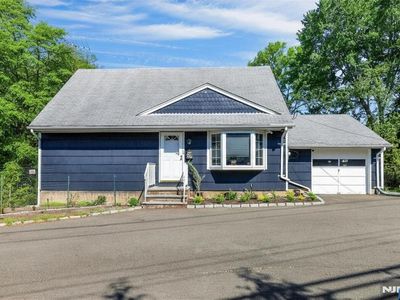 Property at 497 Tappan Rd, Norwood, NJ
